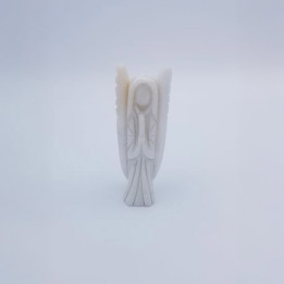 Statuette d'ange en pierre.