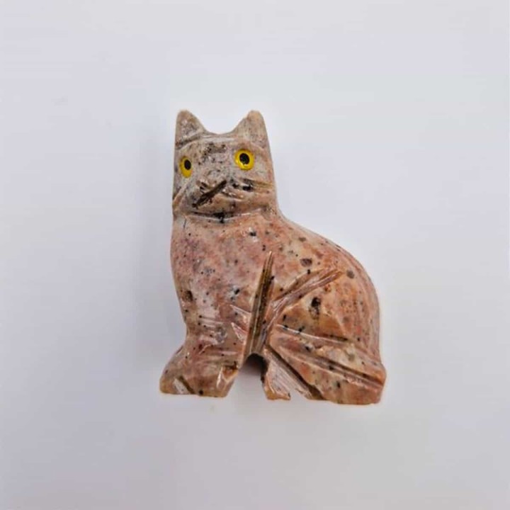 Chat en pierre, sculpture animale