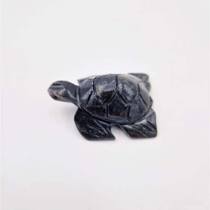 Tortue en pierre, sculpture animale