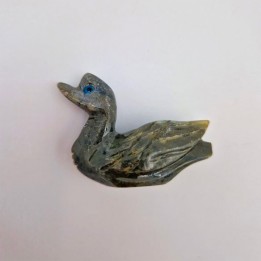 Canard en pierre, sculpture animale